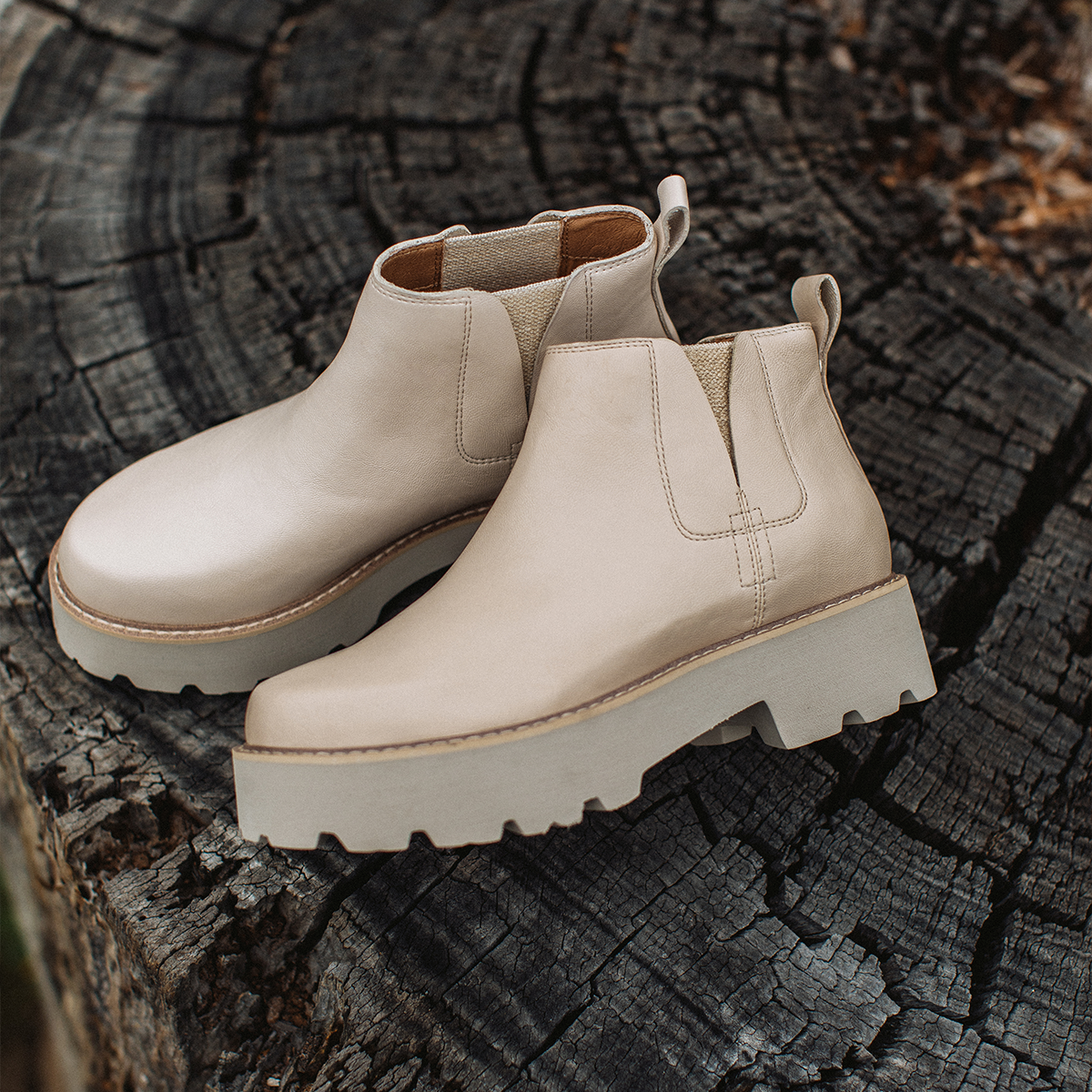 Zari Chelsea Boot | Yellow Box Official Site