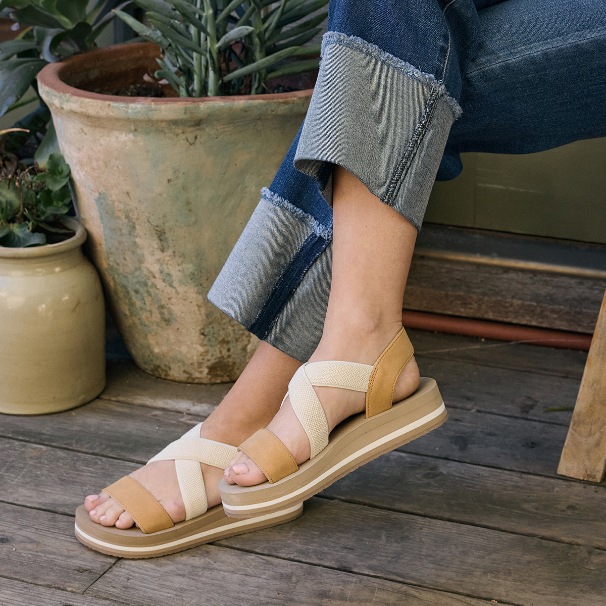 Manuela Flatform Sandal | Yellow Box Official Site – YELLOW BOX